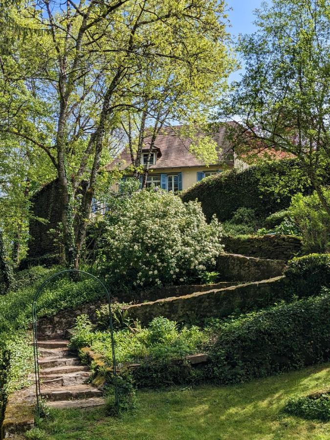 Sous Le Chateau Jumilhac-le-Grand Exterior foto